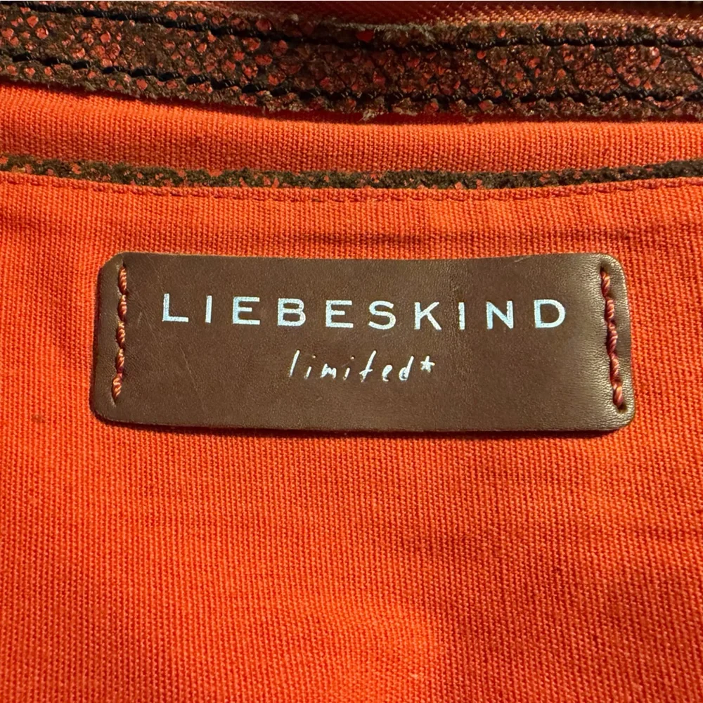 Liebeskind Elegant Black Leather Tote - Picture 3 of 11